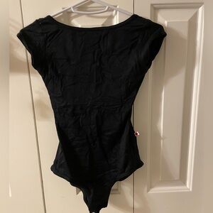 YUMIKO cap sleeve perfect condition